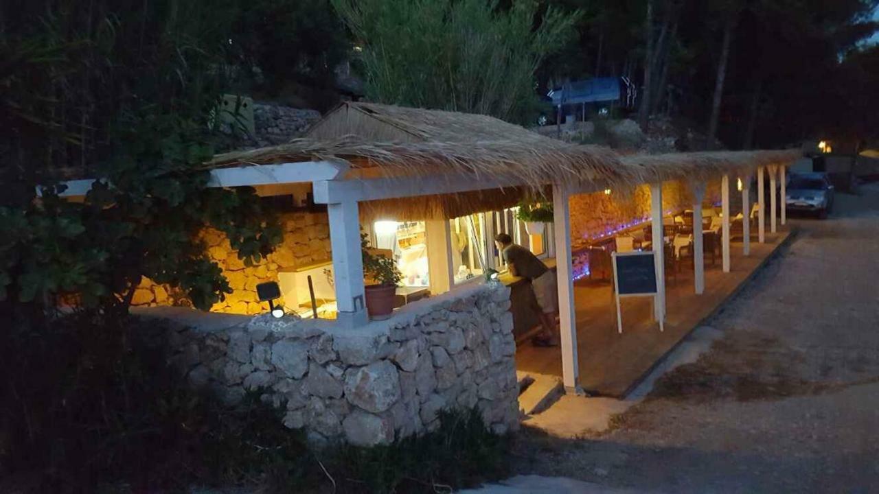 Camping Aloa Bol Esterno foto